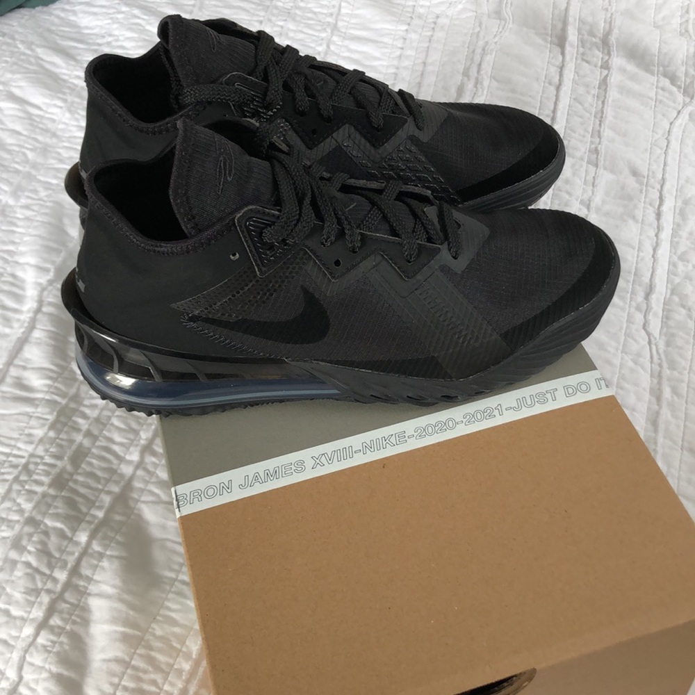 nike lebron james XVIII low basketball sneakers - Picture 14 of 14